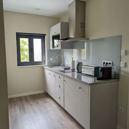 ゲストハウス Sapateiro Tabuado